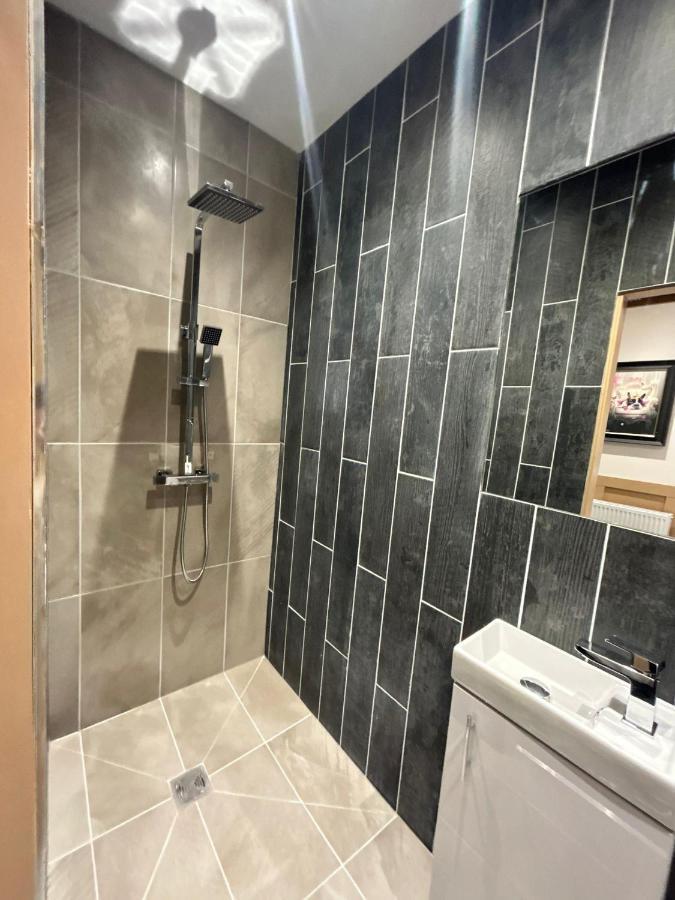 Strawberry Fields Suite By Sasco Apartments Blackpool Buitenkant foto