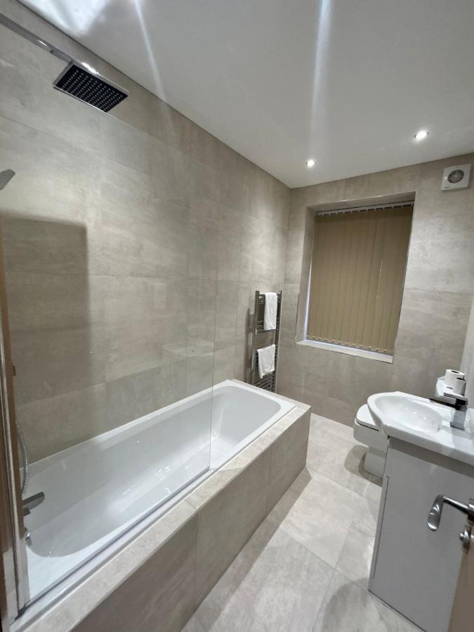 Strawberry Fields Suite By Sasco Apartments Blackpool Buitenkant foto