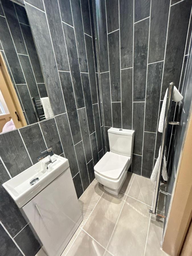 Strawberry Fields Suite By Sasco Apartments Blackpool Buitenkant foto